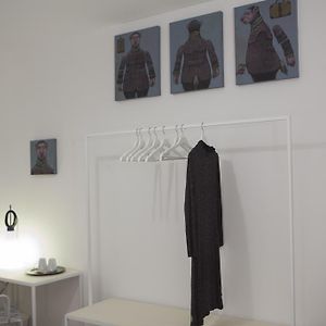 B&B Gallery
